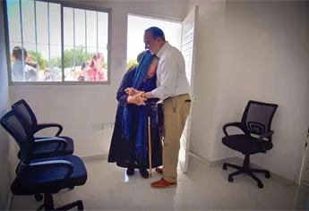 Elpidia Armenta ve cumplido su sueño de un dispensario médico en Huacaporito, Ahome