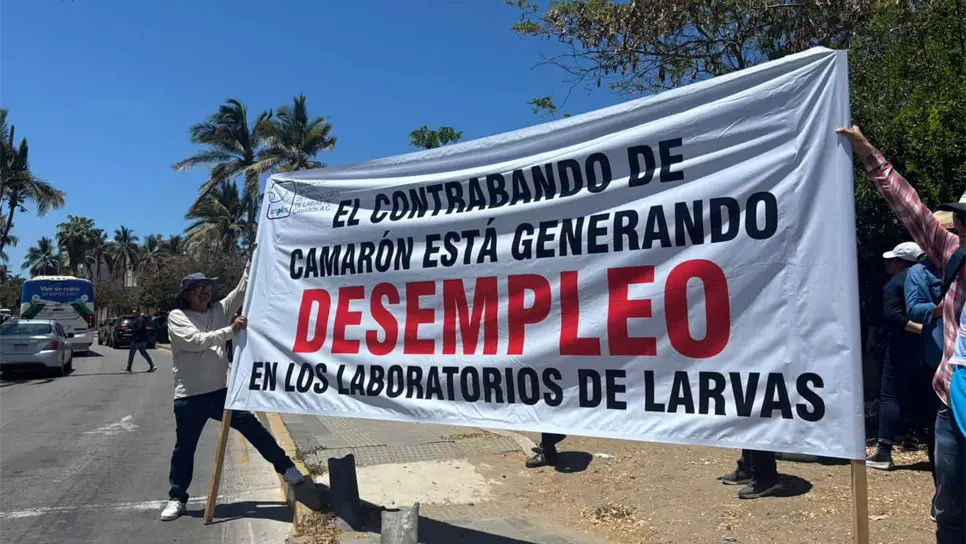 FOTO: Productores de camarón protestan en Mazatlán y exigen frenar importaciones