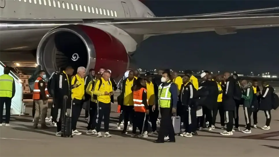 Lo que más llamó la atención a su llegada los llamados Bafana Bafana es que al bajarse los jugadores, los mariachis se arrancaron con una de las canciones más tradicionales la son de La Negra