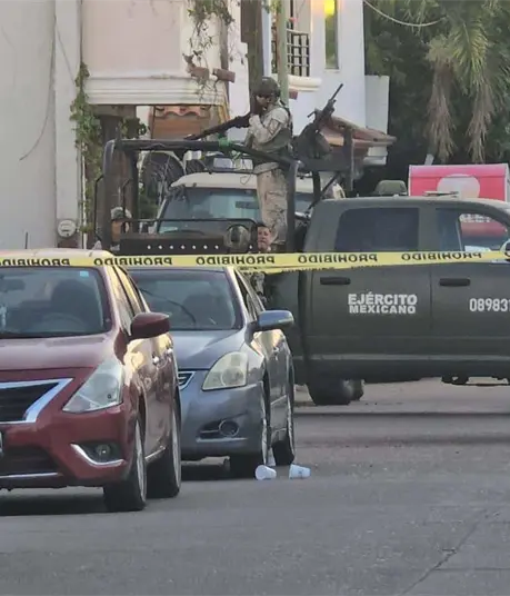Asesinan a balazos a una mujer dentro de autom&oacute;vil en Rinc&oacute;n del Humaya, en Culiac&aacute;n