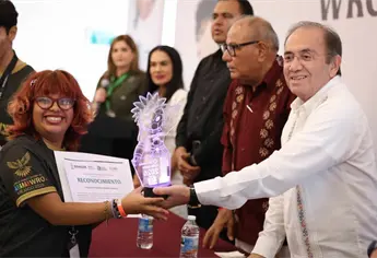 Alumnos de COBAES destacan en rob&oacute;tica y representar&aacute;n a M&eacute;xico en competencias internacionales
