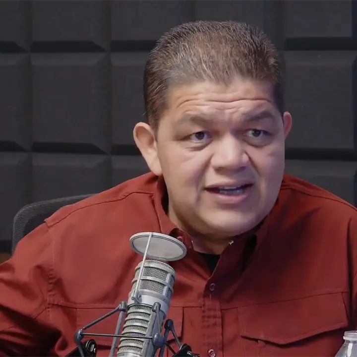 Jueves Empresarial Con: Julio Silvas (04-05-2026)