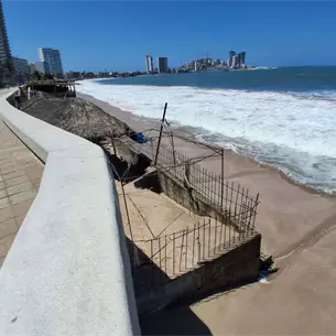Iniciar&aacute; Profepa demolici&oacute;n de palapas en el malec&oacute;n de Mazatl&aacute;n