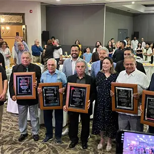Gobernadora reconoce a seis Cronistas Deportivos, en el marco del Día de la Libertad de Expresión Gobernadora reconoce a seis Cronistas Deportivos, en el marco del Día de la Libertad de Expresión