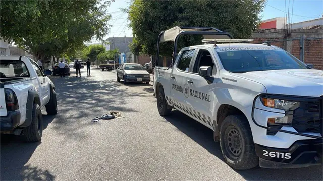 Ejecutan a balazos a un hombre frente a un domicilio en el  fraccionamiento Nueva Galicia en Culiac&aacute;n