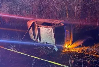 Tragedia en El Fuerte: joven muere en volcadura y cuatro resultan heridos
