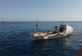 Marina siguió de cerca la travesía de Gerardo Orduño; busca lograr un cruce histórico entre La Paz y Topolobampo