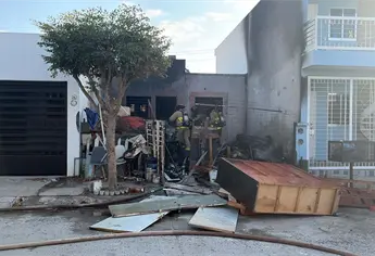 Veladora origina incendio en un domicilio de Pradera Dorada 4, en Mazatlán 