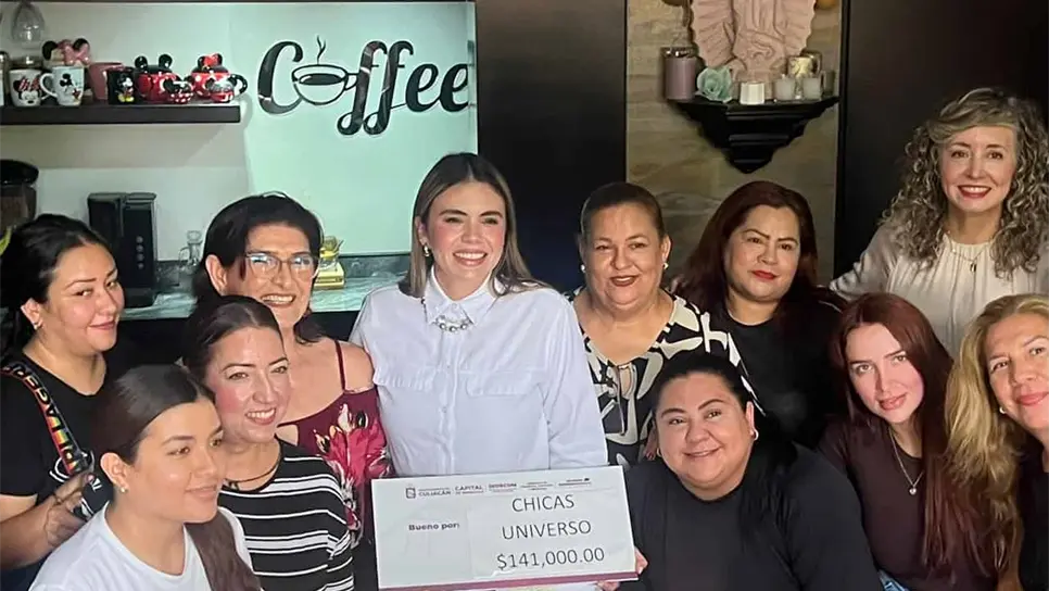FOTO: Alcaldesa de Culiacán entrega crédito a emprendedoras en Tierra Blanca
