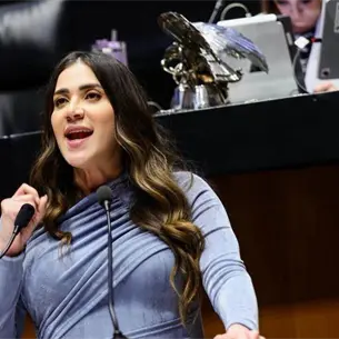 Paloma S&aacute;nchez lamenta hallazgo de corona f&uacute;nebre en casa de Paola Garate