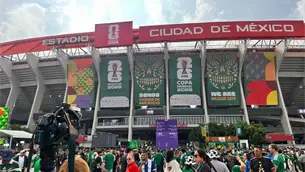 Miles de mexicanos disfrutan de la fiesta mundialista en el Estadio Ciudad de M&eacute;xico