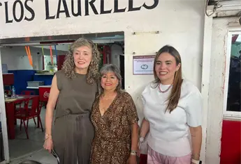 Alcaldesa de Culiacán entrega crédito “Impulso Nafin” por un millón de pesos a Taquería Los Laureles