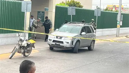 Identifican los cuerpos de los dos hombres que asesinaron a las afueras del seguro de Terranova, Culiacán Identifican los cuerpos de los dos hombres que asesinaron a las afueras del seguro de Terranova, Culiacán