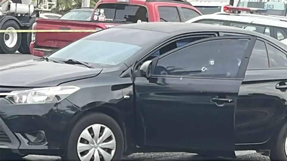 Reportan fuera de peligro al tránsito municipal atacado frente a su familia en Country del Río, Culiacán