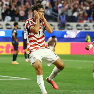 Estados Unidos golea a Paraguay e inaugura el Mundial con show en Los &Aacute;ngeles