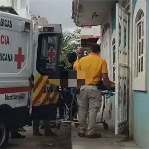 Confirma Seguridad P&uacute;blica detenci&oacute;n de hombre que amenaz&oacute; con cuchillo a su hija de 2 a&ntilde;os en Mazatl&aacute;n