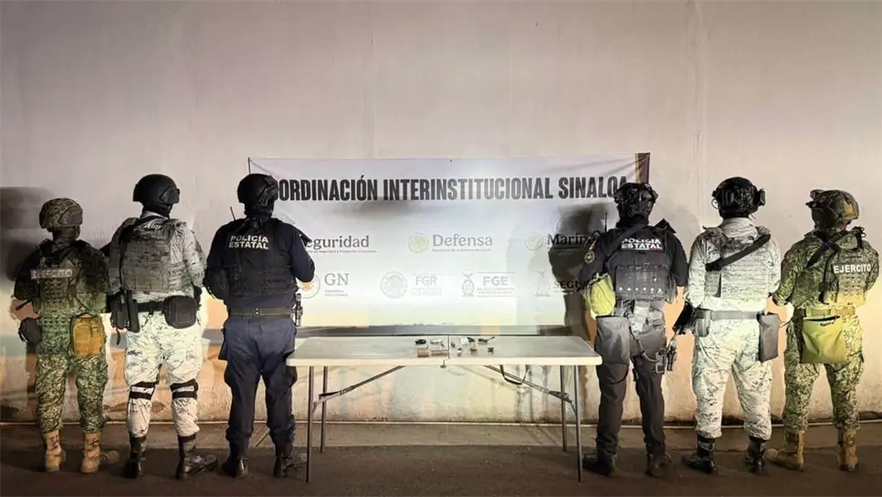 Los objetos prohibidos fueron asegurados y puestos a disposición de las autoridades competentes para la realización de las investigaciones correspondientes