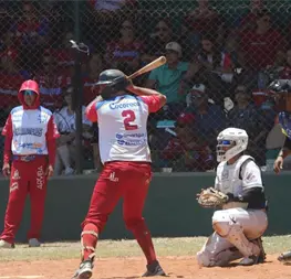 Pascoleros avanzan a semifinales tras dividir honores con Gasolineros