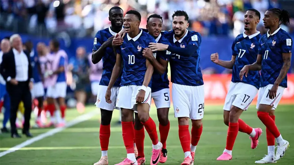 Ahora Kylian Mbappé llega a 14 anotaciones en tres Copas del Mundo disputadas, por lo que está a tan solo dos anotaciones de superar al goleador alemán Miroslav Klose el cual tiene 16 goles
