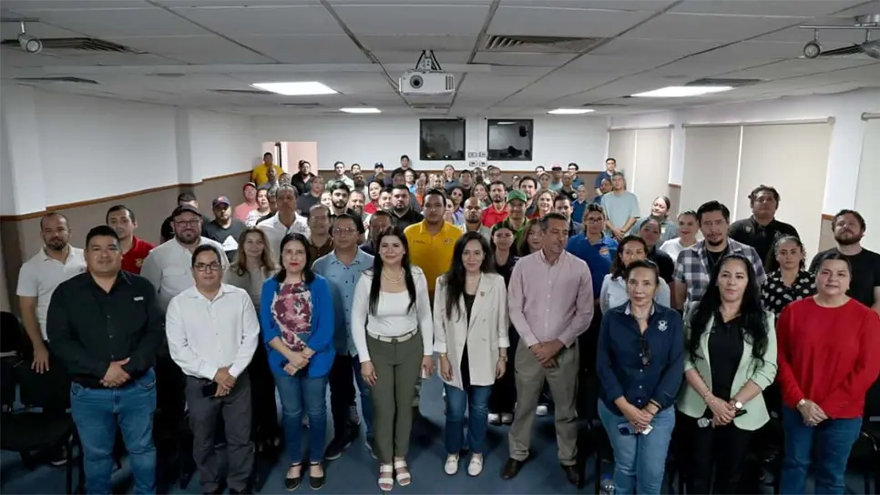 La capacitación estuvo dirigida, como lo mencionó la doctora Angulo Olivas, a integrantes de las brigadas de la Dirección del Sistema de Torres Académicas, la Dirección General de Servicio Social, la Dirección General de Comunicación Social, el Centro de Instrumentos, la Dirección de Editorial, el Parque Científico Tecnológico y la Dirección de Imprenta