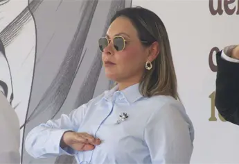 Trabajaré en casa, me comunicaré desde mi teléfono y regresaré con una bebé en brazos, Yeraldine Bonilla