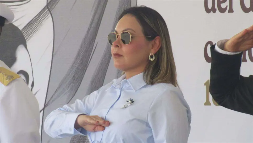 Trabajaré en casa, me comunicaré desde mi teléfono y regresaré con una bebé en brazos, Yeraldine Bonilla