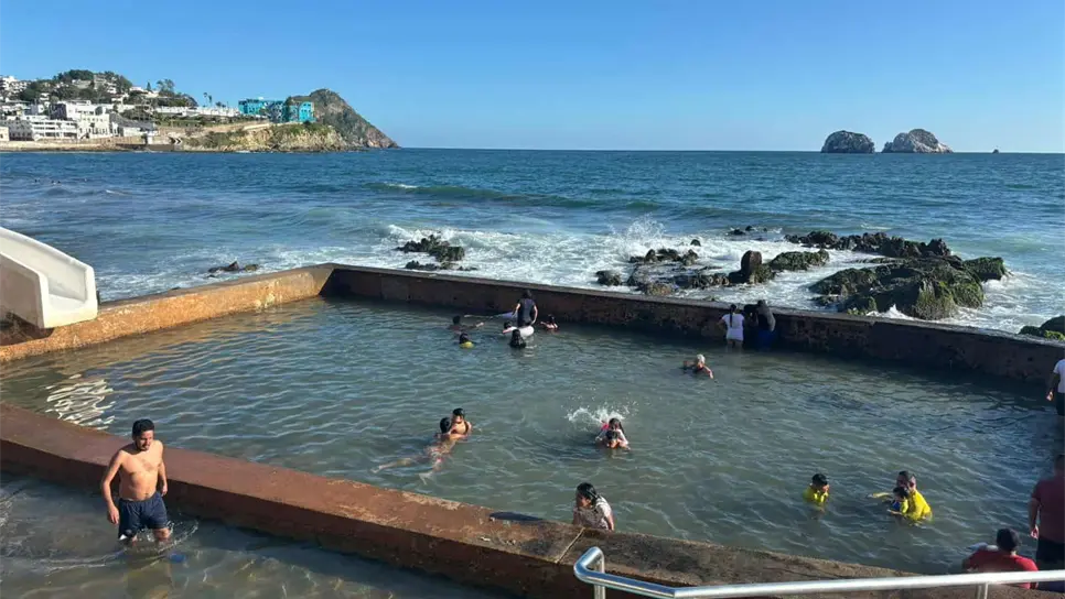 Aunque Mazatlán es conocido como destino de sol y playa, estos rincones muestran que el puerto también cuenta con alternativas para disfrutar del agua, la naturaleza y momentos de convivencia durante la temporada de calor