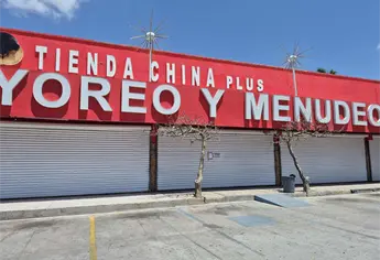 Tiendas chinas: &iquest;Qu&eacute; se vayan o que se queden? Los Mochis se divide tras clausuras federales