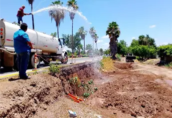 ¡Cierran paso al dren cañero! Ayuntamiento intervendrá tramo del Rosales para evitar riesgos e inundaciones en Los Mochis