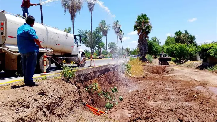¡Cierran paso al dren cañero! Ayuntamiento intervendrá tramo del Rosales para evitar riesgos e inundaciones en Los Mochis ¡Cierran paso al dren cañero! Ayuntamiento intervendrá tramo del Rosales para evitar riesgos e inundaciones en Los Mochis