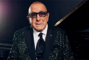 ¿Quién fue Clive Davis? El productor que llevó a la fama a Whitney Houston, Santana y otras leyendas