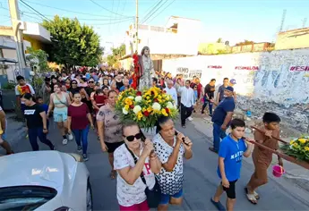 Con mañanitas, procesión y baño en el Río Presidio, Villa Unión honra a su santo patrono San Juan