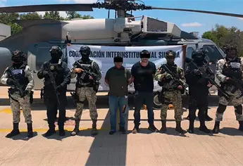 Así fue el traslado de El Güero Pink y el exdirector de la Policía de Escuinapa a CDMX tras su detención en Sinaloa