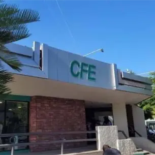 Calor extremo en Sinaloa y sin respuesta de CFE: adulta mayor de 79 a&ntilde;os tiene dos d&iacute;as sin luz en Los Mochis