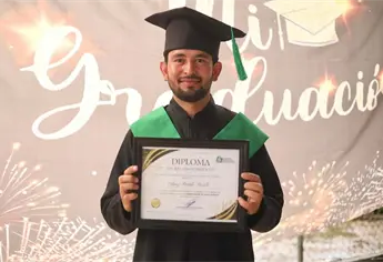 De Terrero de los Pacheco a la graduación: la historia de perseverancia de Odany en COBAES