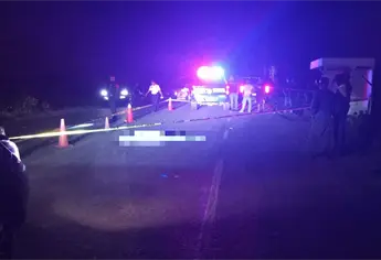 Muere peatón tras ser arrollado por una joven que regresaba de la playa Las Glorias, Guasave