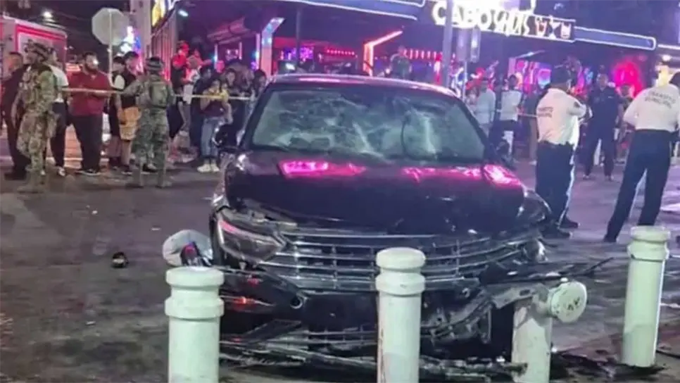 El hecho dejó 17 personas lesionadas, de las cuales la mayoría ya fue dada de alta; sin embargo, uno permanece grave y el conductor falleció esta mañana