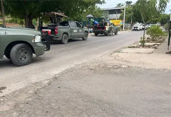 Hallan a hombre sin vida envuelto en plástico frente a un parque en Villa Bonita, Culiacán