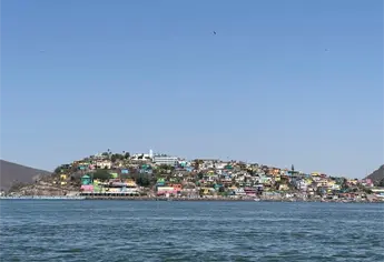 Topolobampo se queda sin agua potable por bajos niveles en el canal de abastecimiento