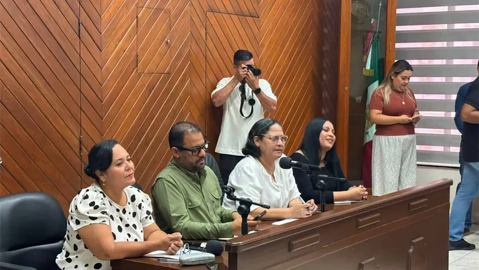 Obras públicas, seguridad y agua potable, principales demandas a atender en Mazatlán: Minerva Osuna