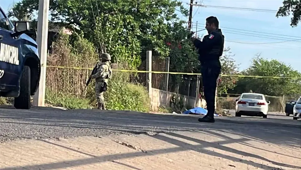 Asesinan a hombre con arma blanca en la entrada de Los Arredondo, Navolato