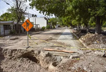 Reparación del drenaje en la Burócrata, Los Mochis, alcanza 80% de avance; estará lista en 20 días