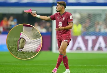 ¿Por qué Pedro Neto juega con un agujero en sus botas? El misterio revelado en el Mundial