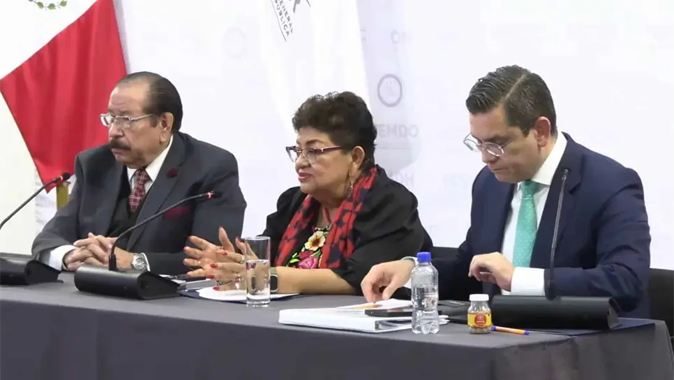 Como parte de los actos de investigación integrados a estas siete carpetas, la FGR comenzó a solicitar datos formales al Gobierno de Estados Unidos desde el 14 de agosto de 2024 para esclarecer las circunstancias del traslado de los implicados