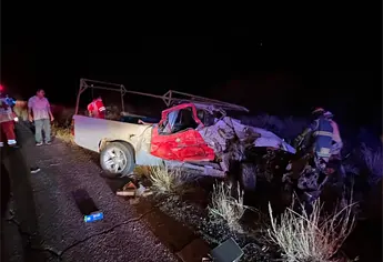 Una niña de 4 años, una joven y su abuelita mueren en brutal encontronazo sobre la carretera Los Mochis–Choix