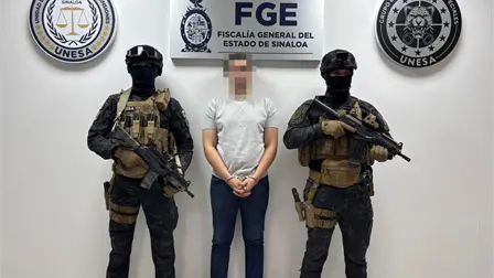Ejecuta UNESA orden de aprehensión contra probable responsable de homicidio doloso en Culiacán Ejecuta UNESA orden de aprehensión contra probable responsable de homicidio doloso en Culiacán