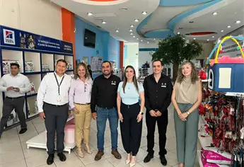 ?Alcaldesa de Culiacán entrega crédito por más de un millón de pesos a veterinaria