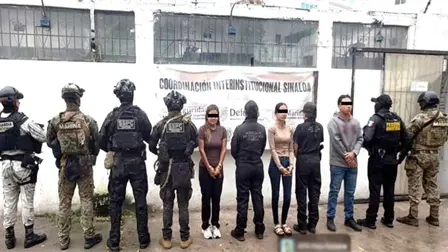 Detienen en Escuinapa y Mazatlán a 3 secuestradores; hay 2 mujeres entre los detenidos Detienen en Escuinapa y Mazatlán a 3 secuestradores; hay 2 mujeres entre los detenidos