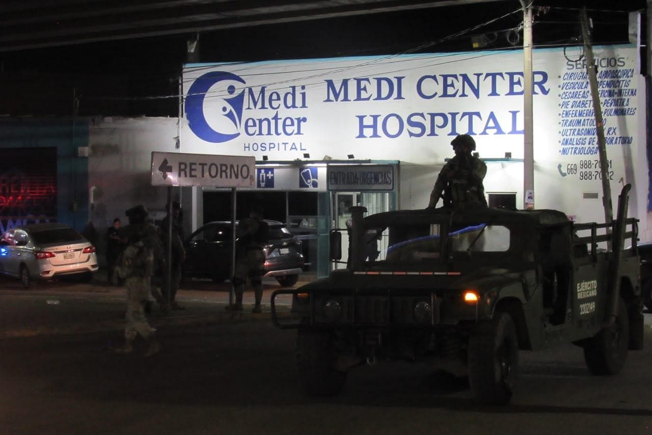 Ataque a balazos deja a dos mujeres heridas en cl&iacute;nica de Mazatl&aacute;n 