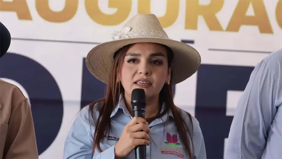 Ante las comparaciones con su esposa el exalcalde Carlos Manzo, quien encabezó personalmente algunas acciones de seguridad durante su administración, Grecia Quiroz afirmó que no busca replicar su estilo, pero sí asumir la responsabilidad que corresponde al cargo